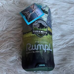 Rumpl Yosemite Print Puffy Blanket